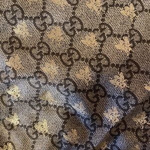 AUTHENTIC GUCCI ❤️ GG jacquard knitted scarf